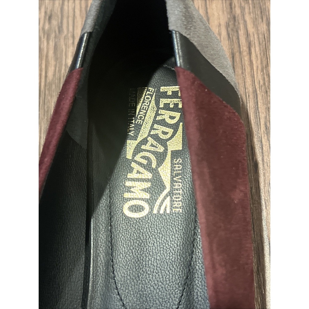 Salvatore Ferragamo Vara ballet flats shoes Suede size 7 - Picture 7 of 16